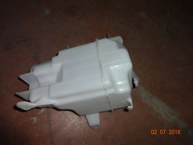 RAV4 Cam Su Bidonu 2007 - 2010